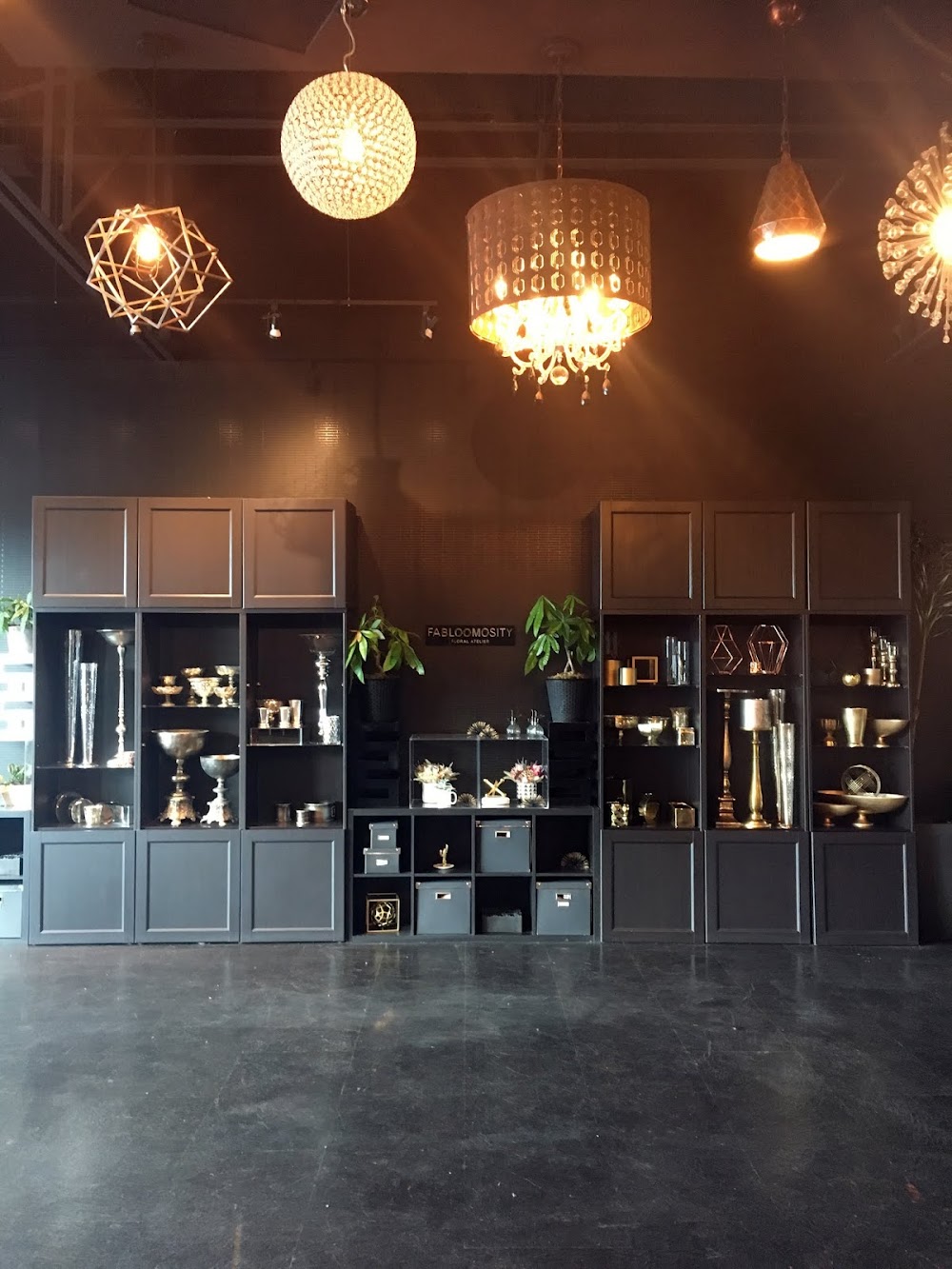 FaBLOOMosity Floral Atelier