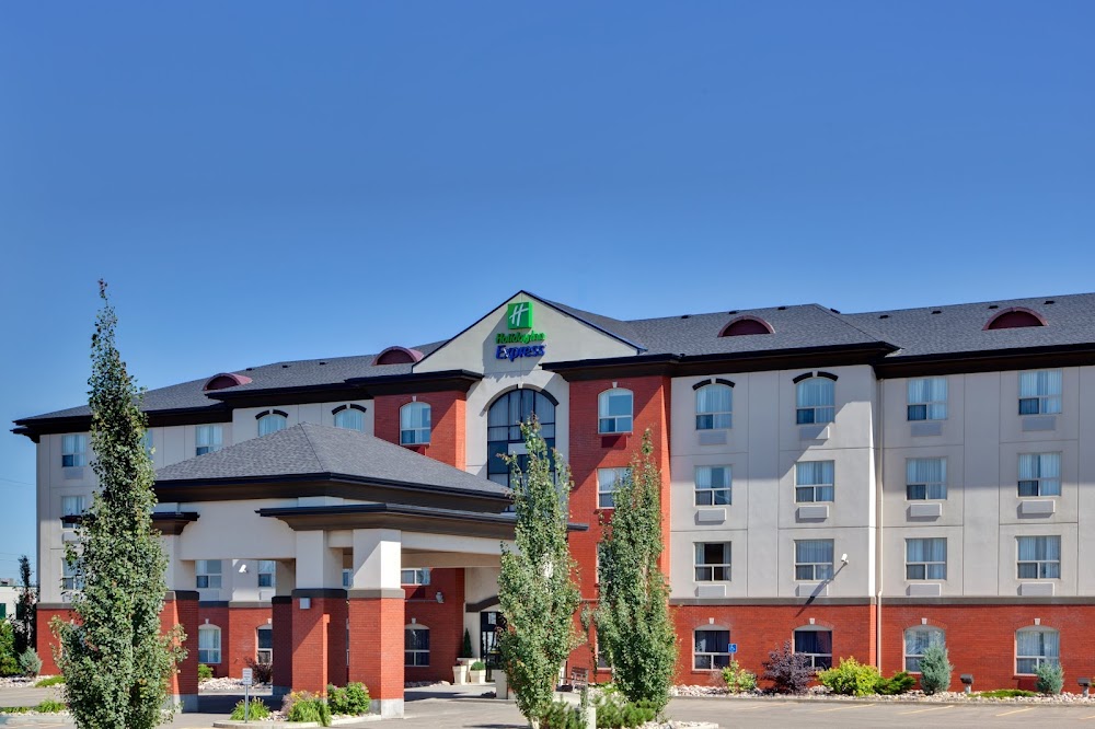 Holiday Inn Express & Suites Sherwood Park-Edmonton Area, an IHG Hotel