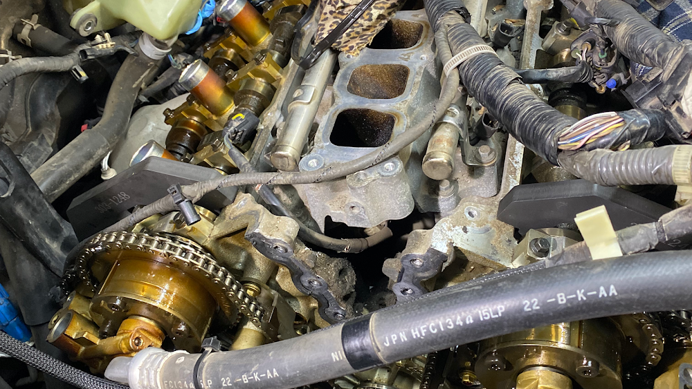 Olie’s Repair shop and car sales