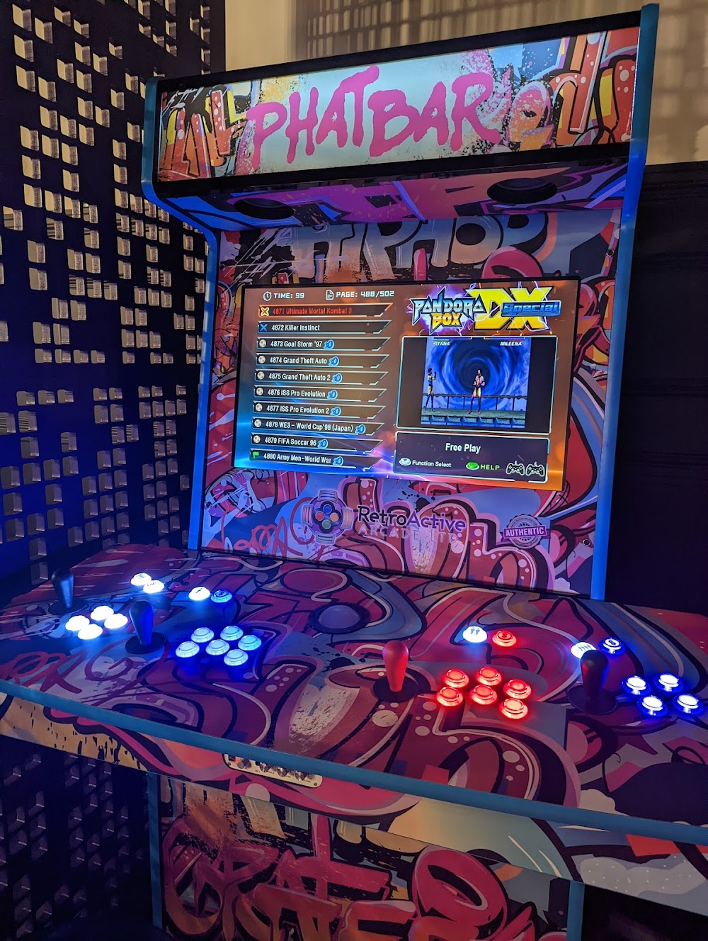 PhatBar Bakery & Café