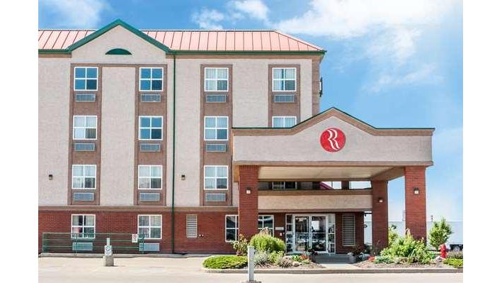 Ramada by Wyndham Sherwood Park