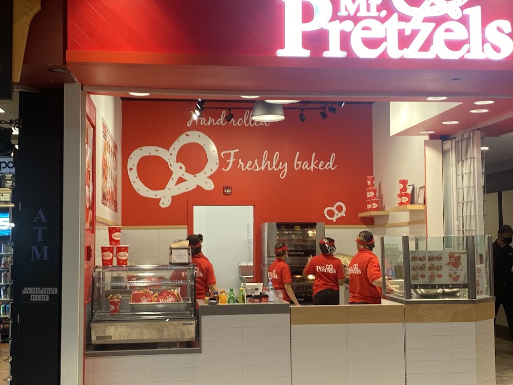 Mr. Pretzels grande prairie Mall