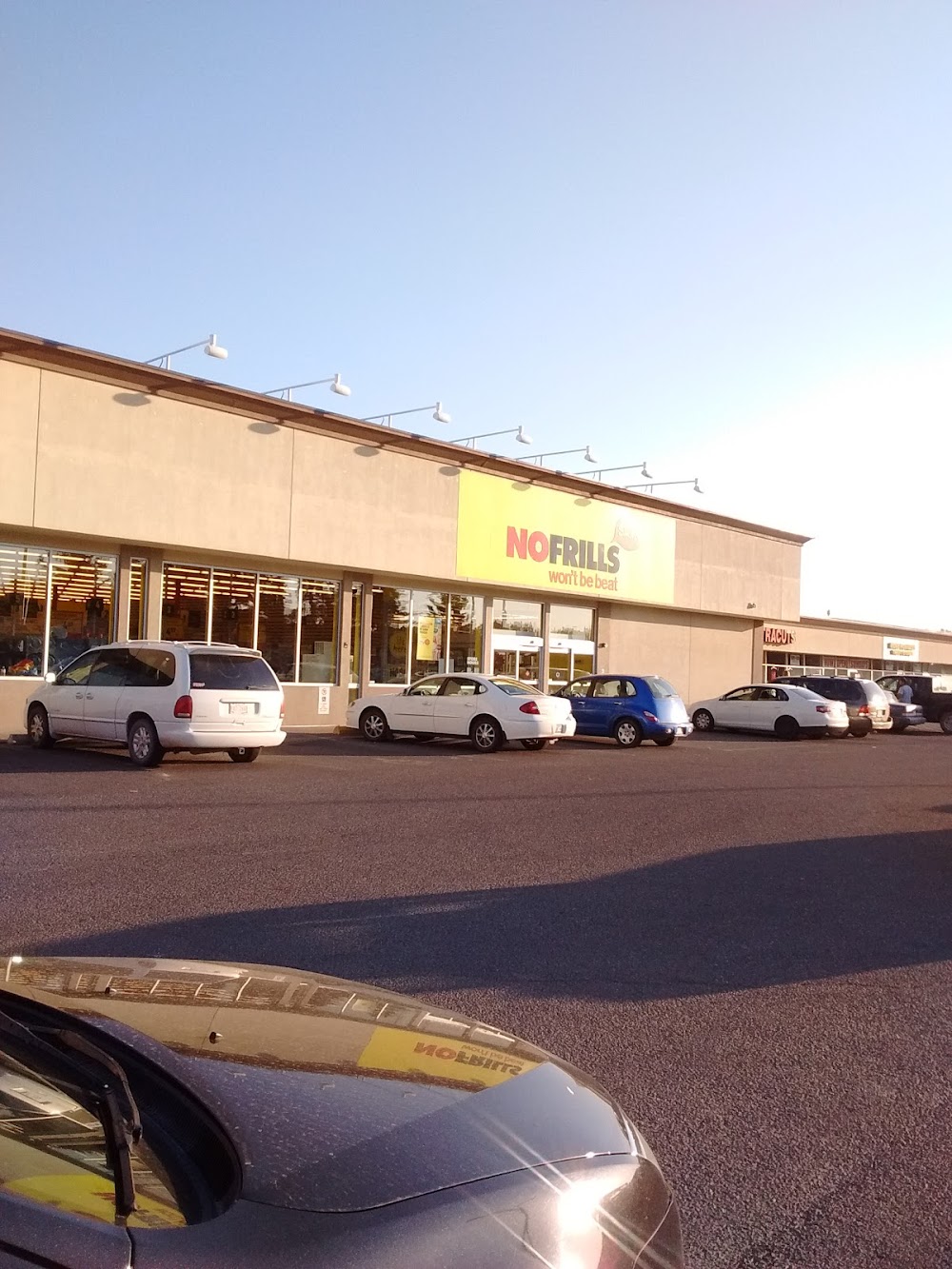 Ken’s NOFRILLS Lethbridge