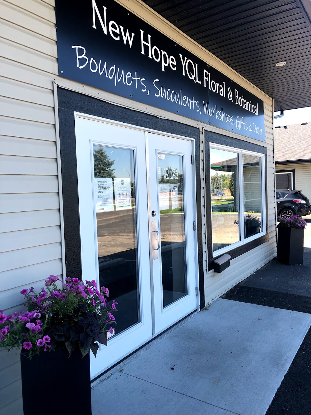 New Hope YQL Floral and Botanical Studio