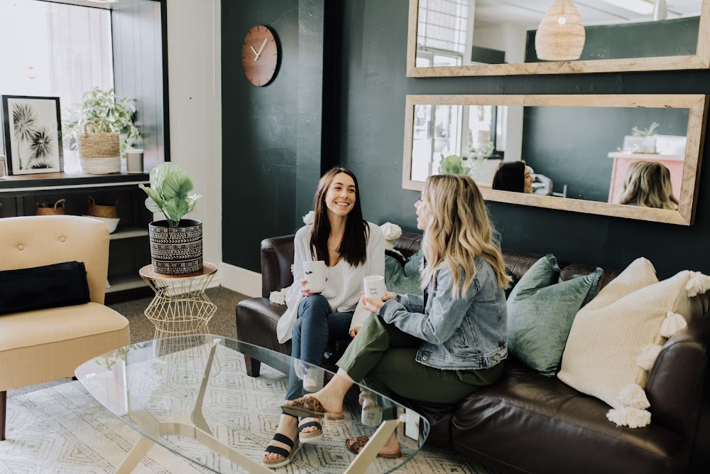 Rayne Aesthetics | Lashes, Brows & Skincare