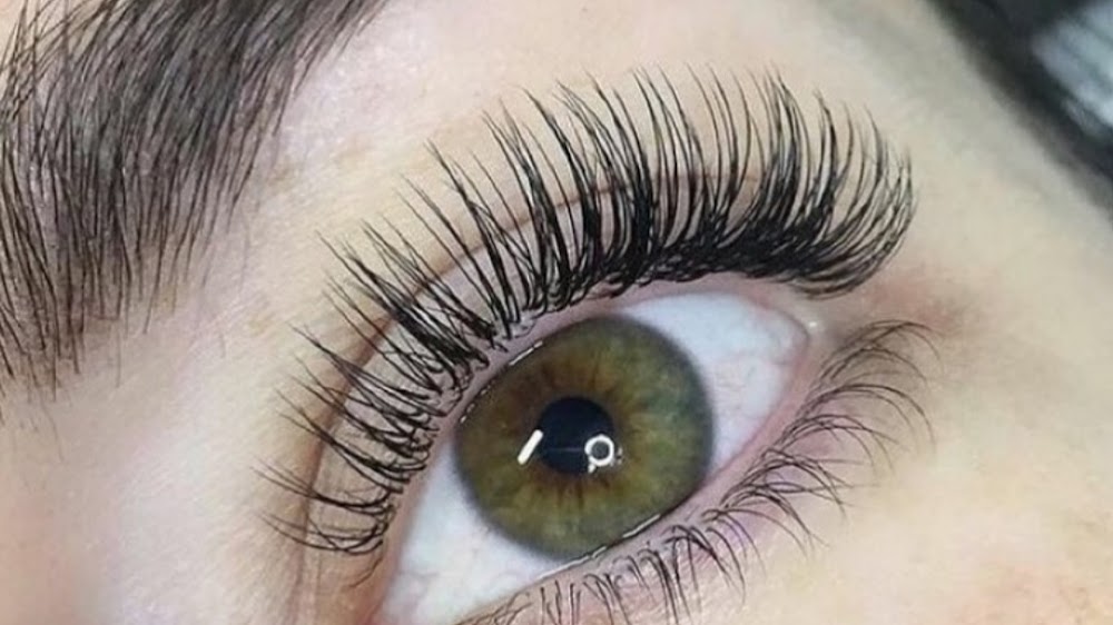 Simply Posh Esthetics & Threading Studio