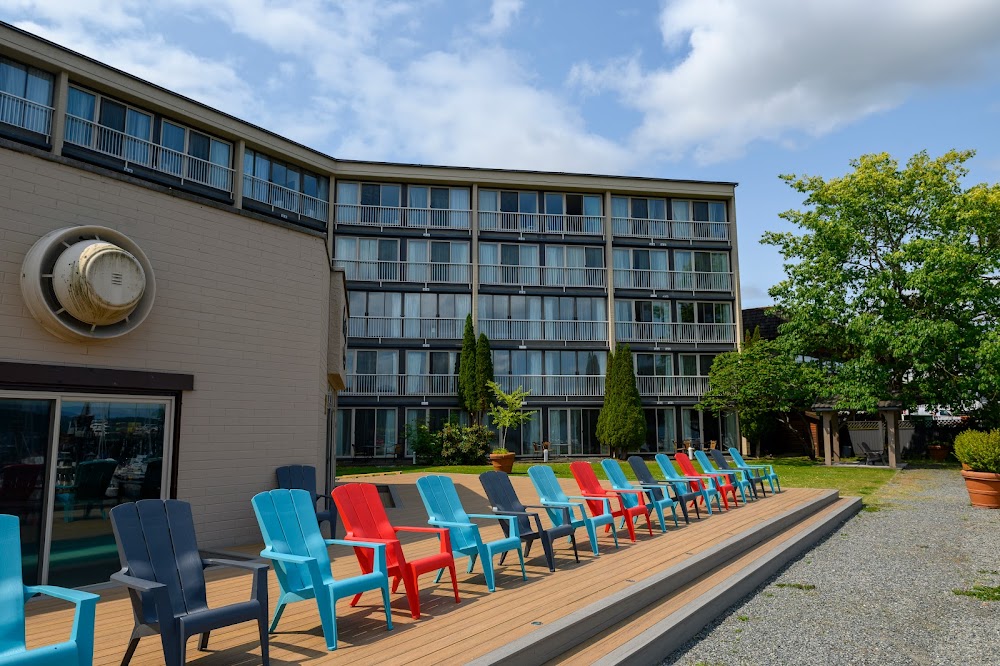 Oceanfront Suites at Cowichan Bay