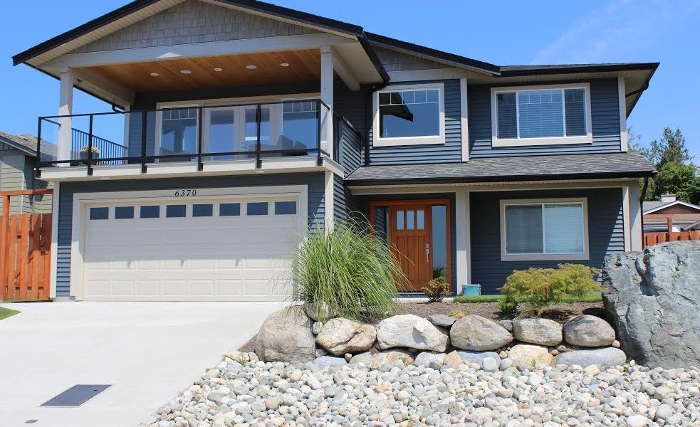 Davis Bay Doormaster Ltd