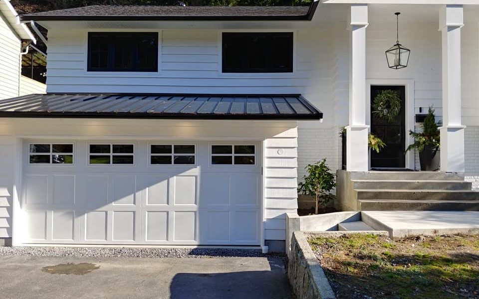 Lions Gate Garage Doors Ltd.