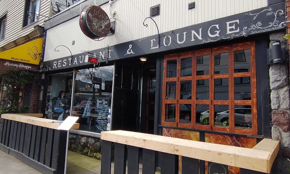 Locus Restaurant & Lounge