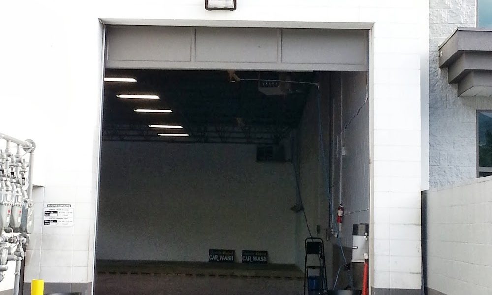 Squeaky Hand Car Wash