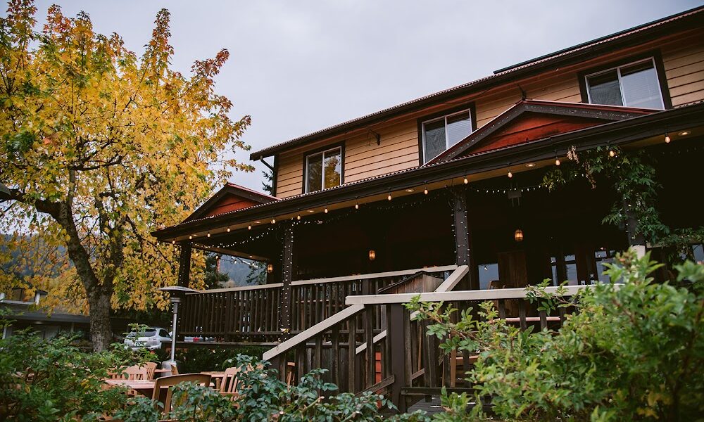 Salt Spring Inn Ltd