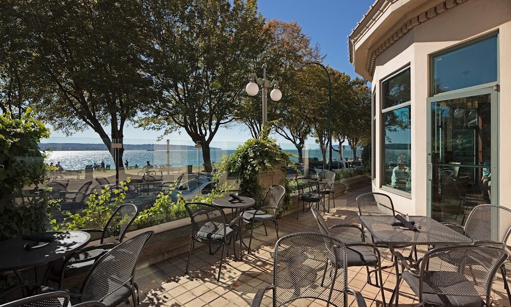 Sylvia Hotel, Restaurant and Lounge