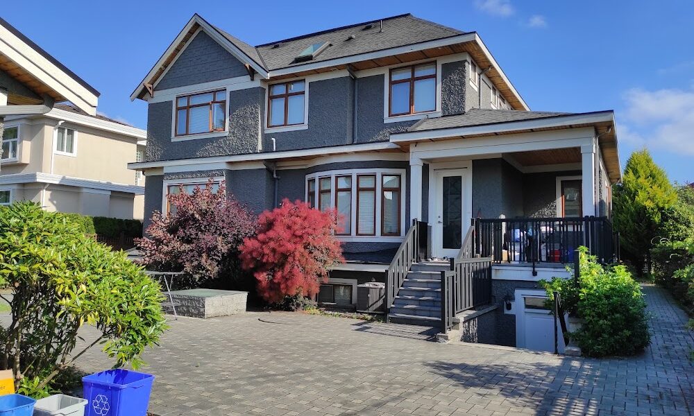 Vancouver West Cozy Retreat by Host Launch